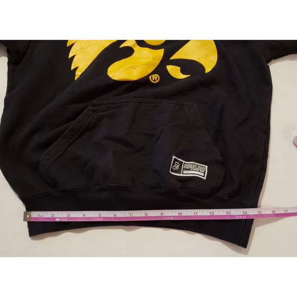 Iowa Hawkeyes Black Pull Over Pocketed Hoodie Sideline Apparel Size Small - Picture 9 of 11